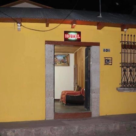 Hotel Del Ferrocarril Quetzaltenango Exterior foto